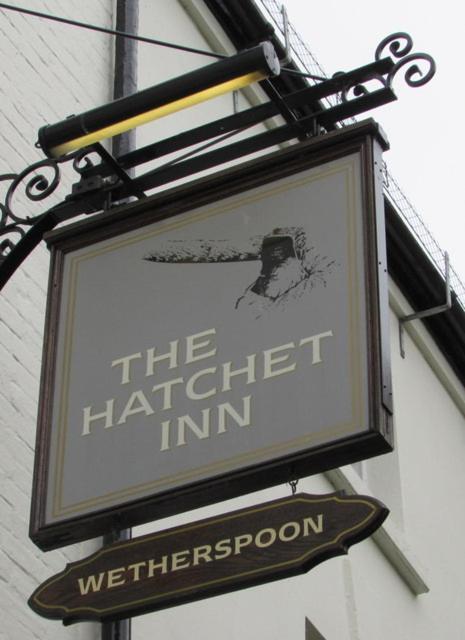 The Hatchet Inn Wetherspoon 뉴버리 외부 사진